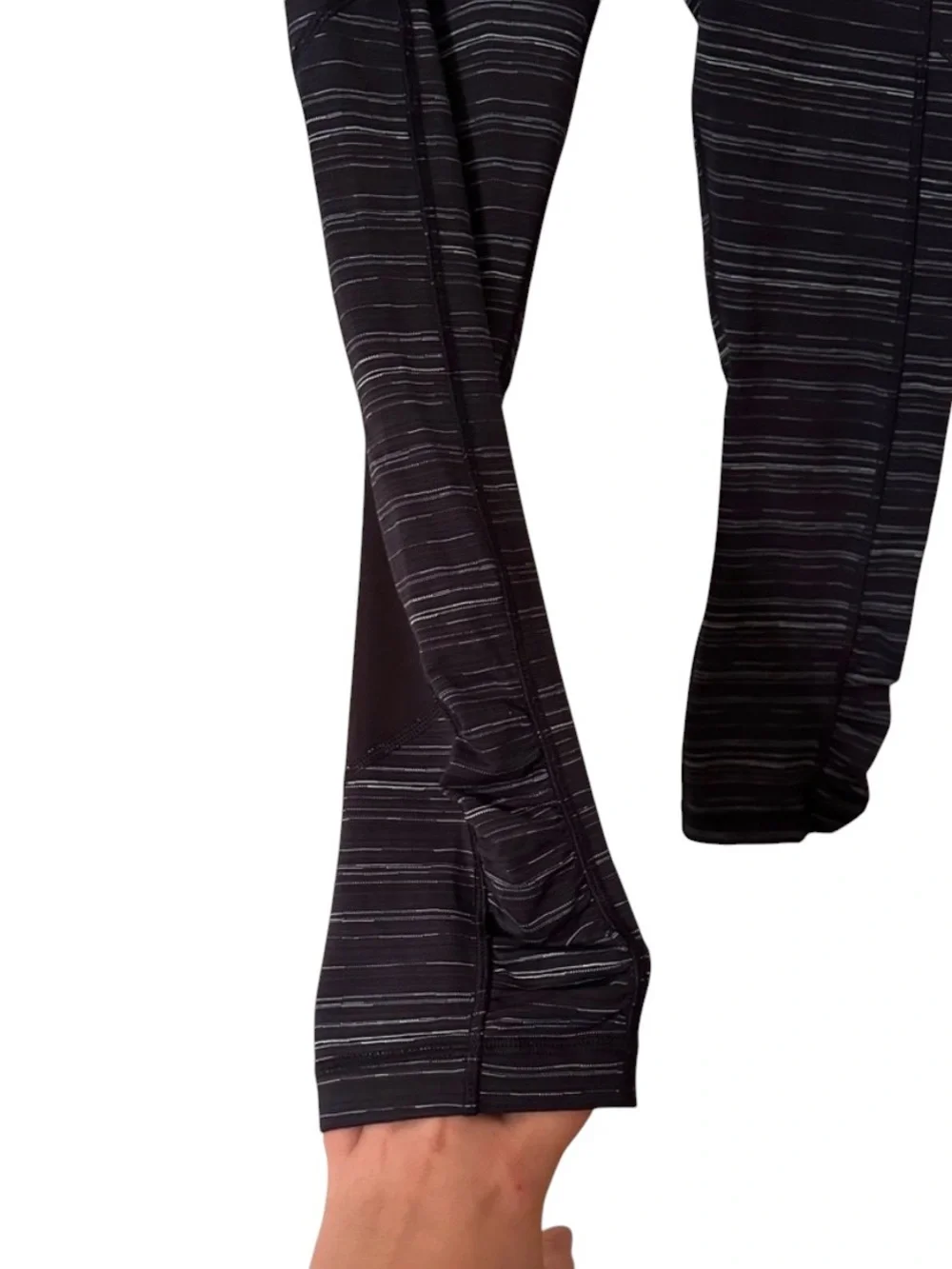 Lululemon Speed Crop Cyber Stripe Mesh Panel Training Leggings Vibe Size 8